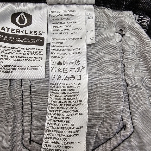 Levi’s 501 Black Button Down Jean Shorts Waist 34 - Picture 9 of 15